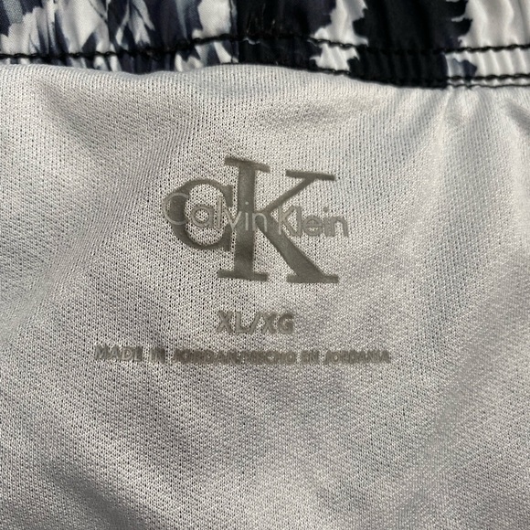 Nwt Calvin Klein || Scribble black/white Shorts with inner underwear Sz XL - Picture 3 of 10